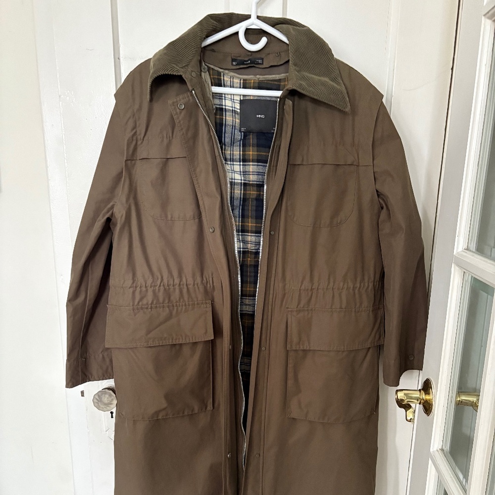 Mango brown trench coat with corduroy collar and plaid lining